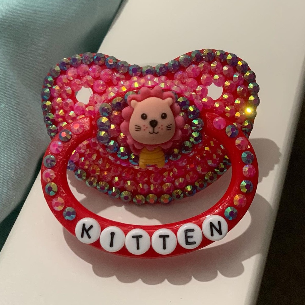 ADULT Pacifier “Kitten”